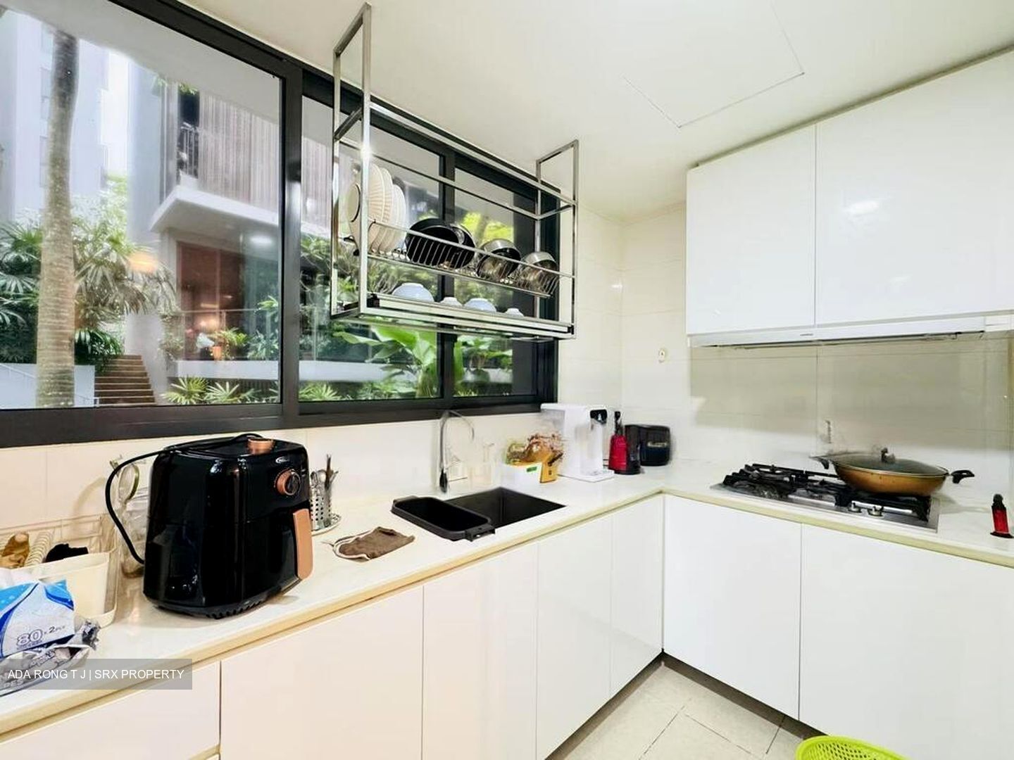 Bedok Reservoir Road (D16), Terrace #448166661